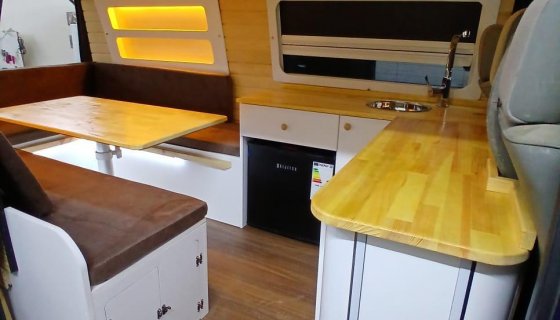 Transporter Karavan 2